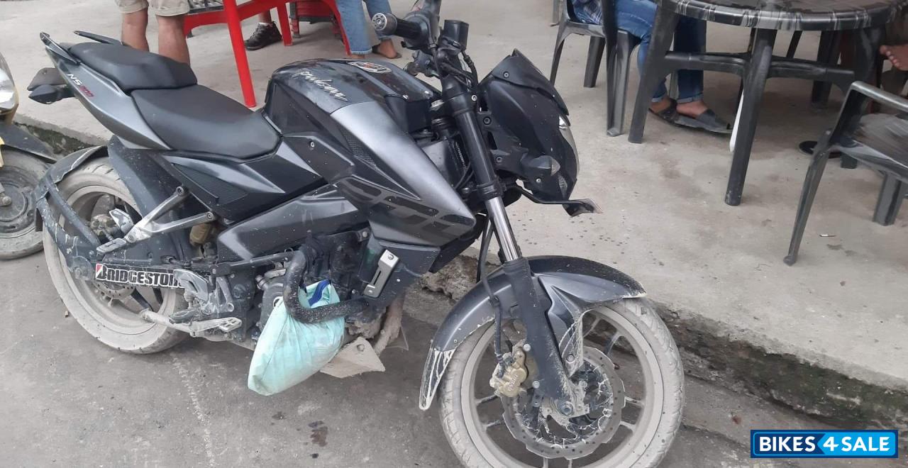 Bajaj NS 200