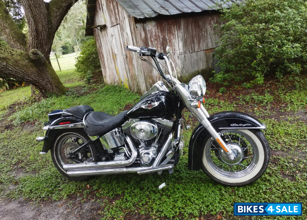 Harley Davidson Softail Deluxe Nostalgia