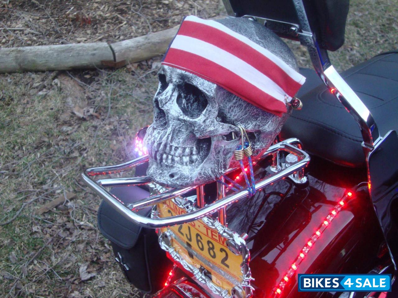 Vivid Black Harley Davidson Superglide FXDC