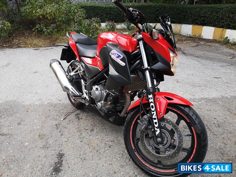 Honda CB300F Honda CB300F