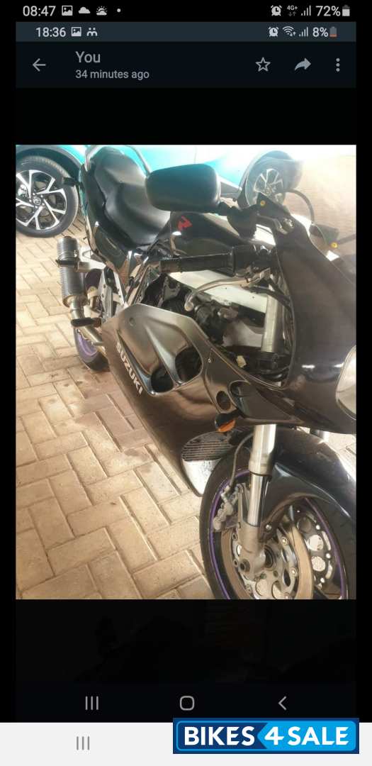 Black Suzuki GSX1100R
