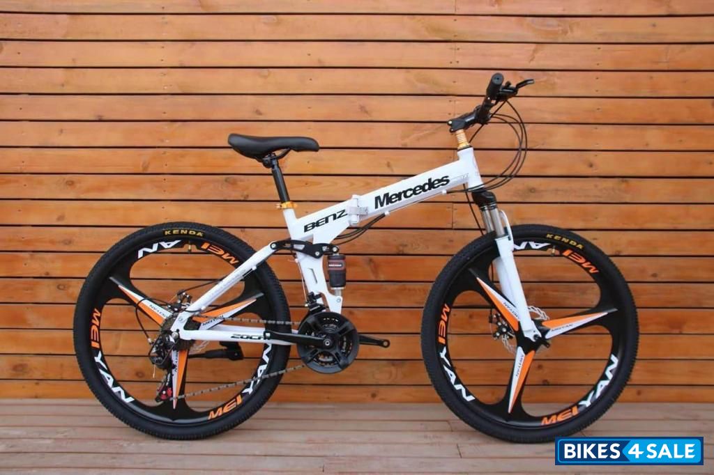 Mercedes Folding cycle