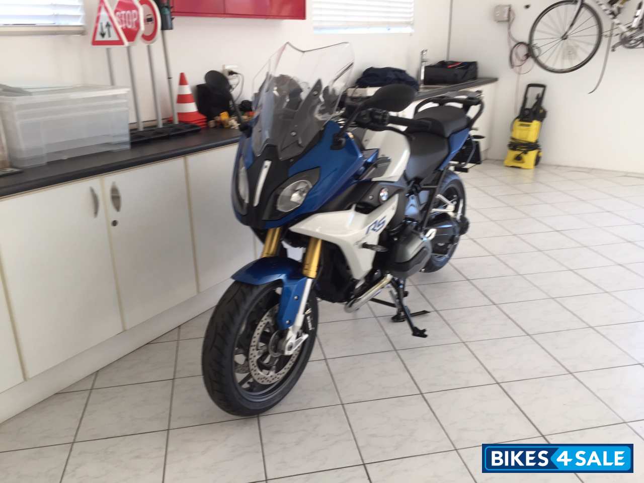 BMW RS1200R BMW RS1200R