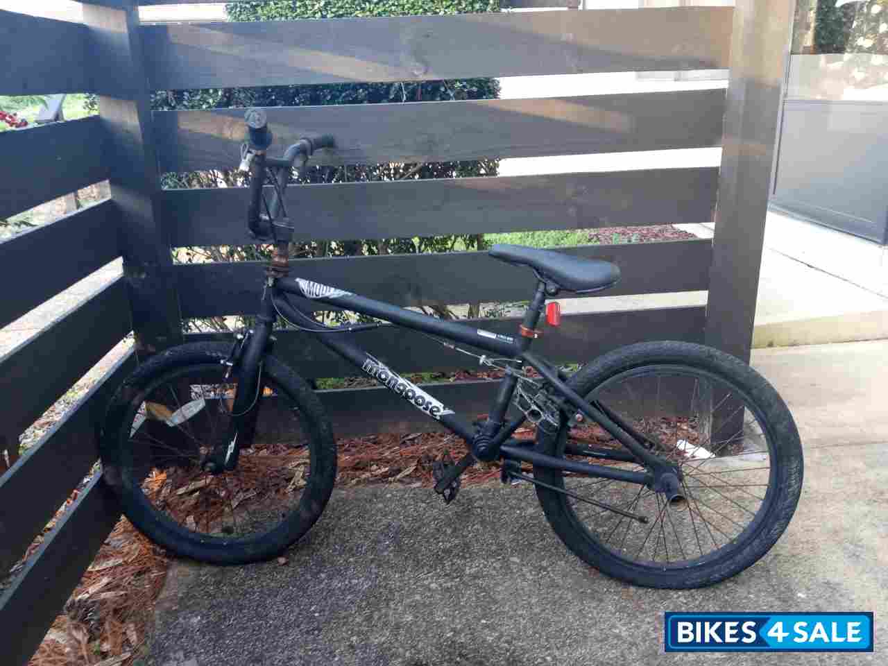 Black Mongoose Mode 180