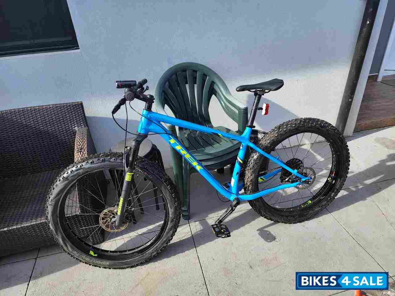 Blue Trek farley 9.0 2016