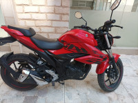 Red Suzuki Gixxer