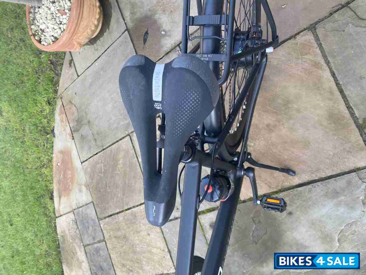 Black Furo Aventa max