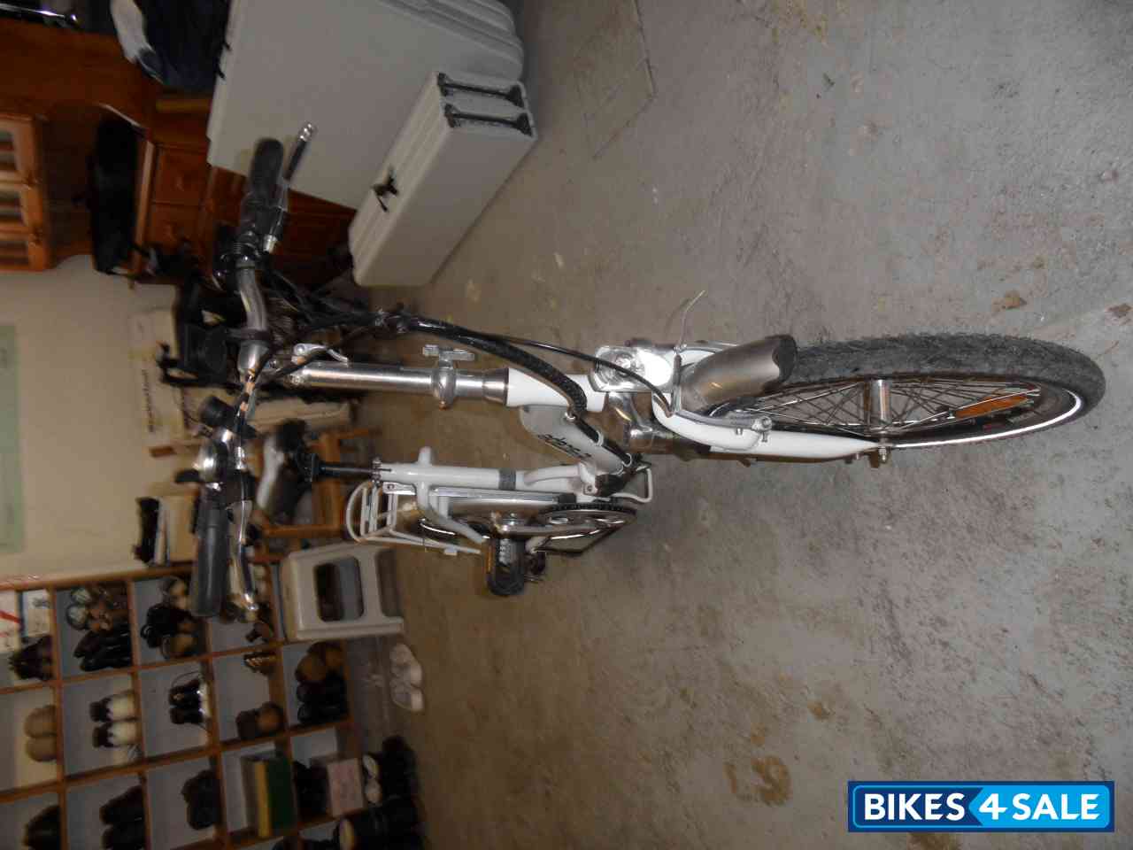 Blanc ESCAPE MINI/PLIANT