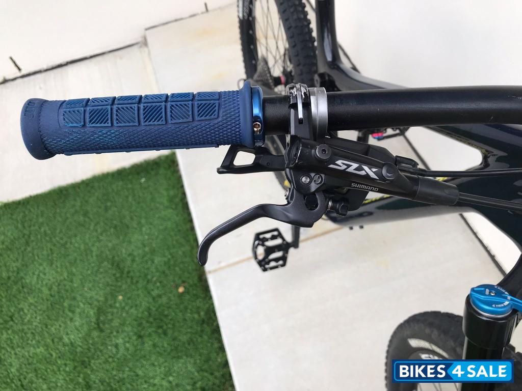 Rocky mountain Thunderbolt