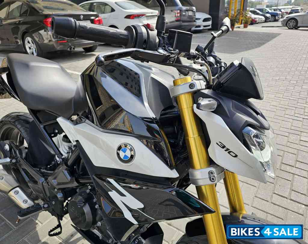 BMW G310R