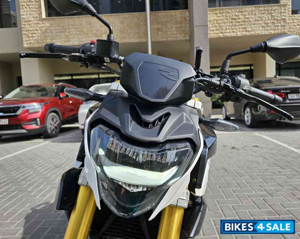 BMW G310R