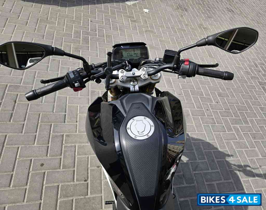 BMW G310R