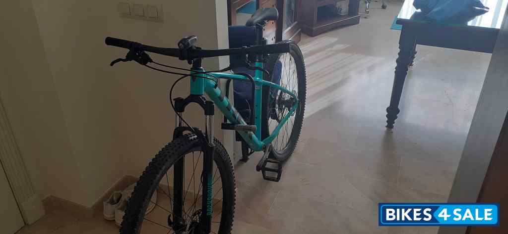 Turqoise TREK Marlin 7 Turqoise TREK Marlin 7