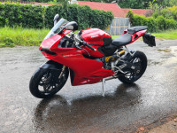 Red Ducati Panigale 899