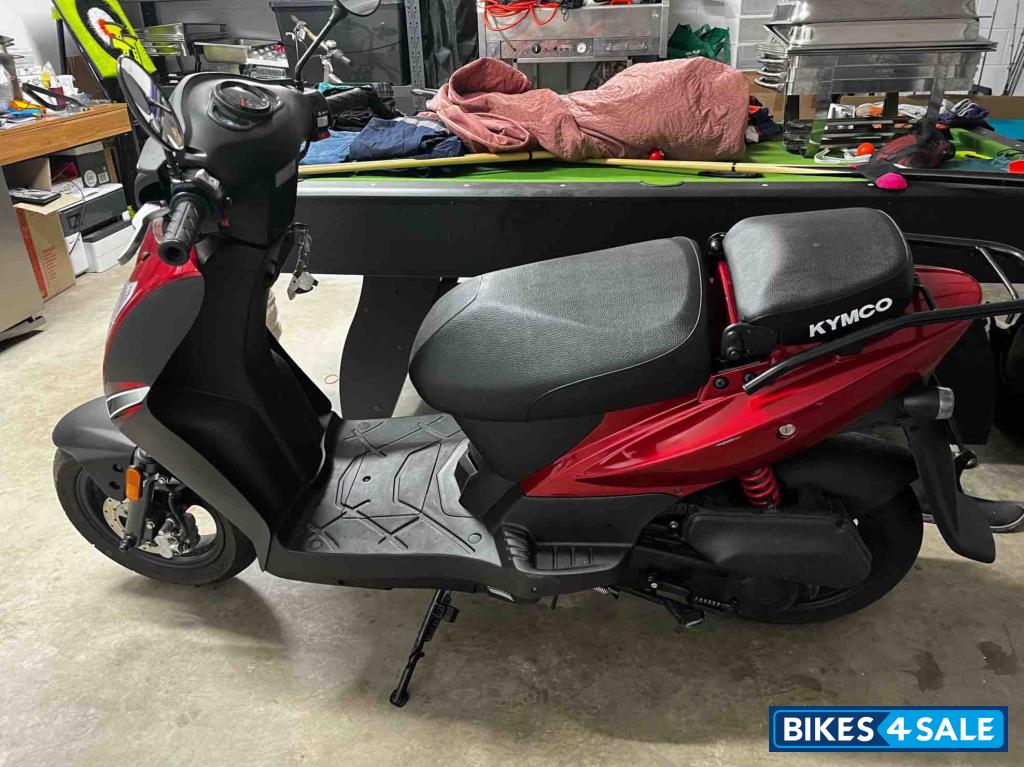 Red Kymco Agility