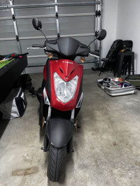 Red Kymco Agility