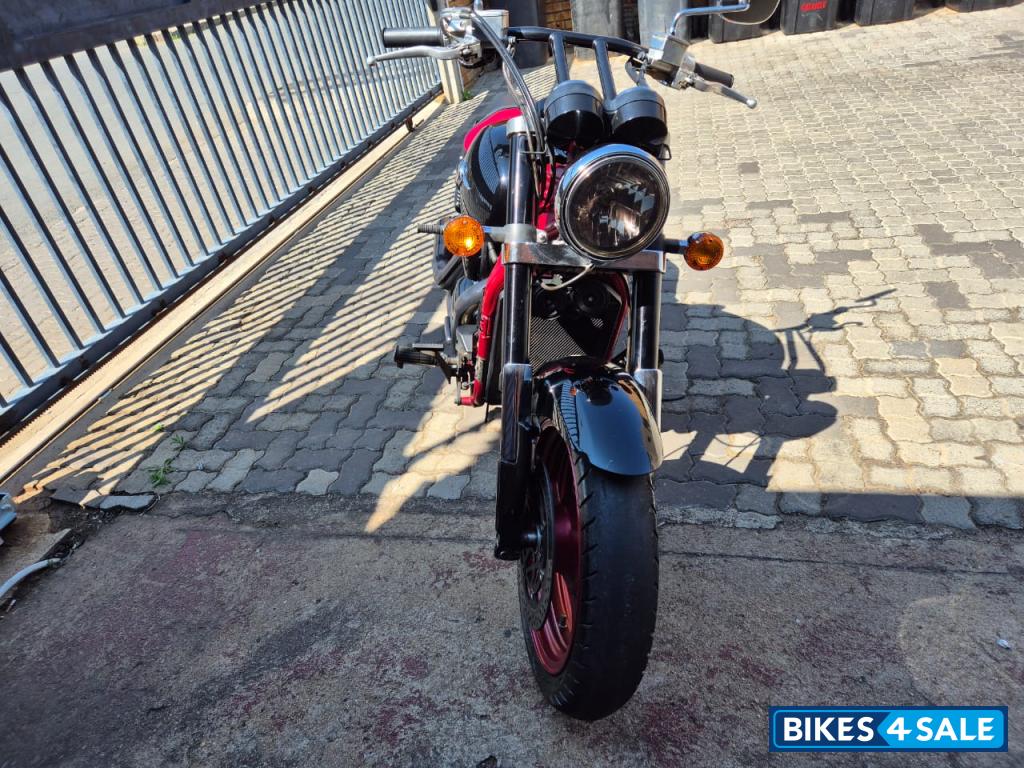 Black And Red Kawasaki Vulcan 1600 MeanStreak SE