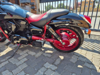 Black And Red Kawasaki Vulcan 1600 MeanStreak SE