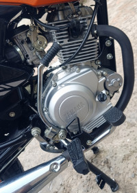 Orange Matt Yamaha YBR 125G