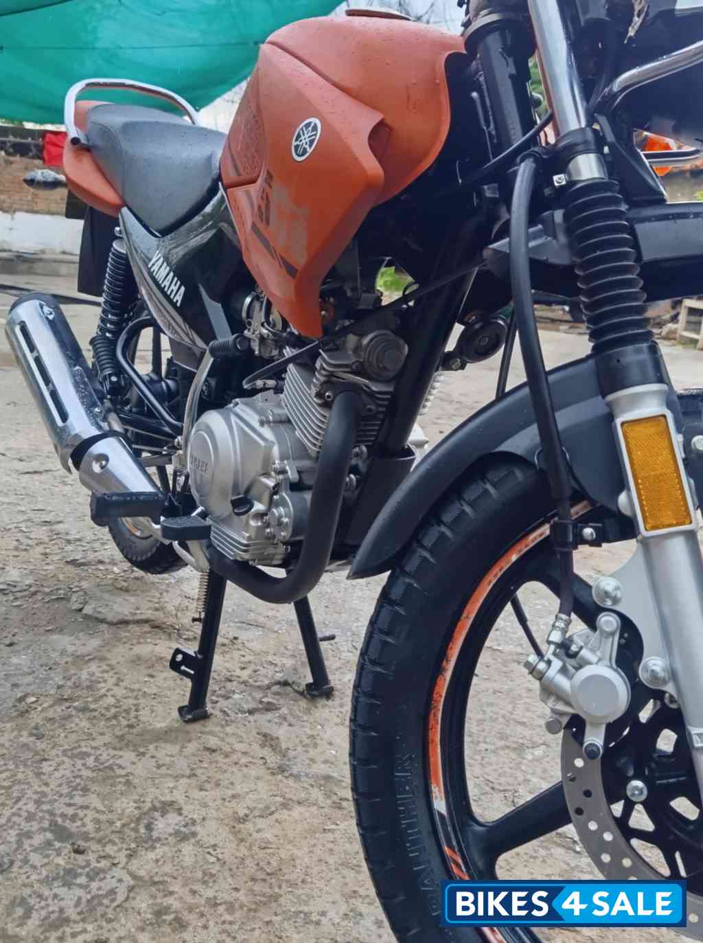 Orange Matt Yamaha YBR 125G