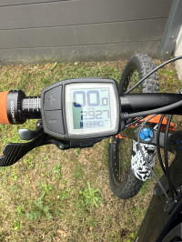 Blue Scott strike E ride  930