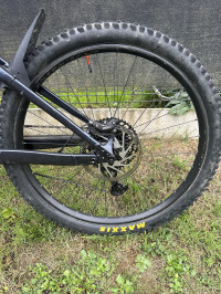 Blue Scott strike E ride  930