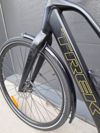 Black Trek 23 FX+ 2 STAGGER AU S BK