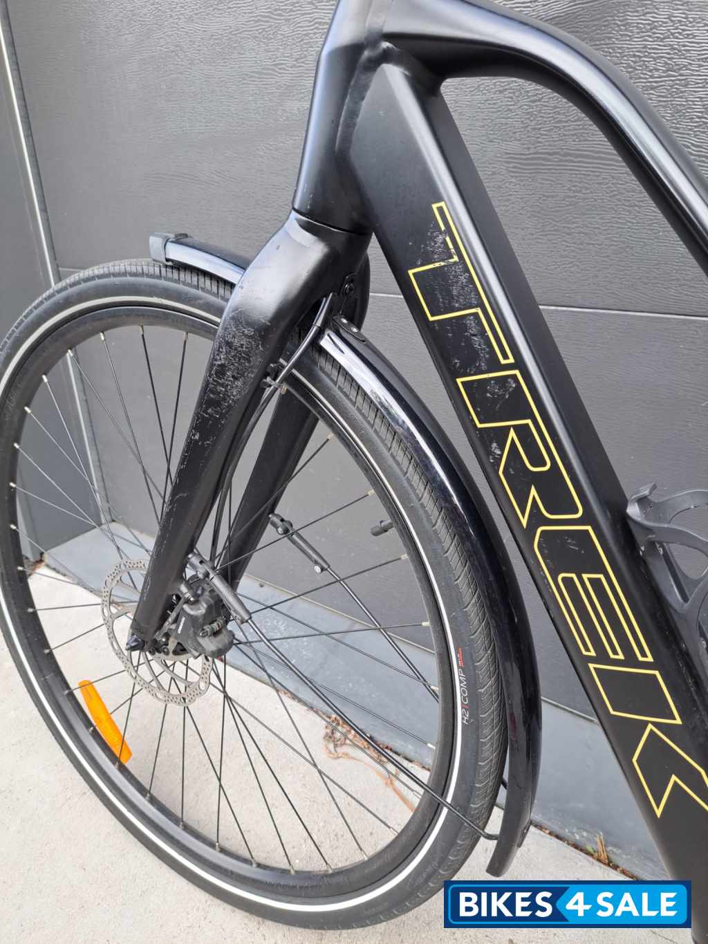 Black Trek 23 FX+ 2 STAGGER AU S BK