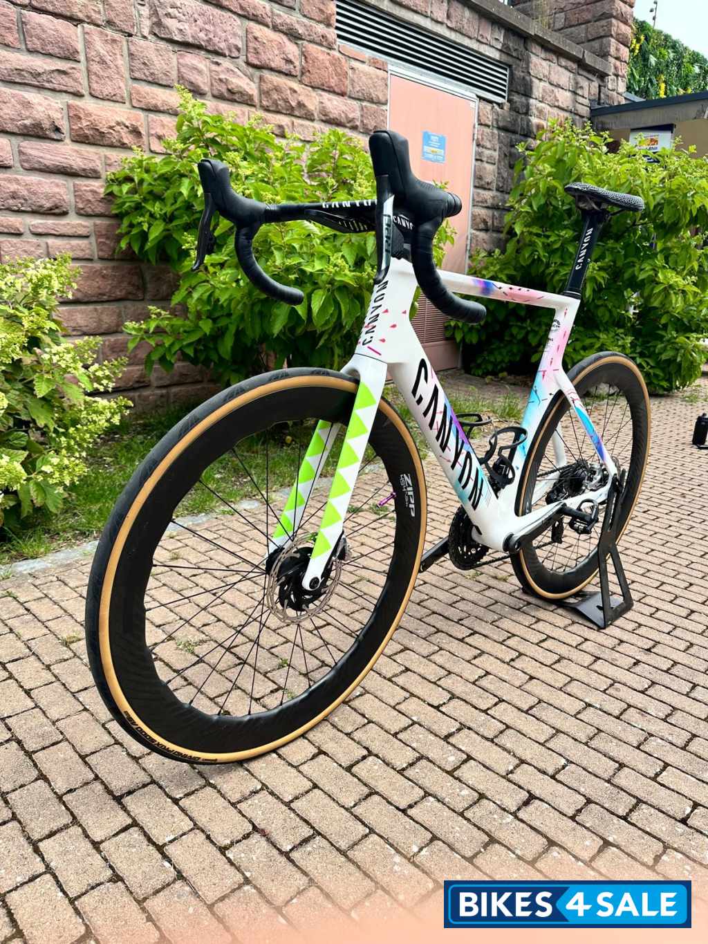 Canyon Aeroad CFR eTap Sram Team Edition L