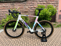 Canyon Aeroad CFR eTap Sram Team Edition L