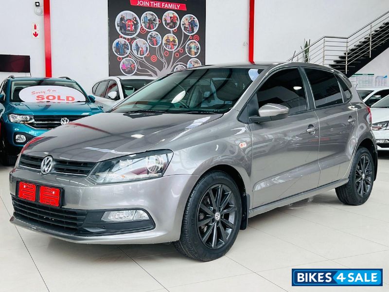 Grey Volkswagen Polo
