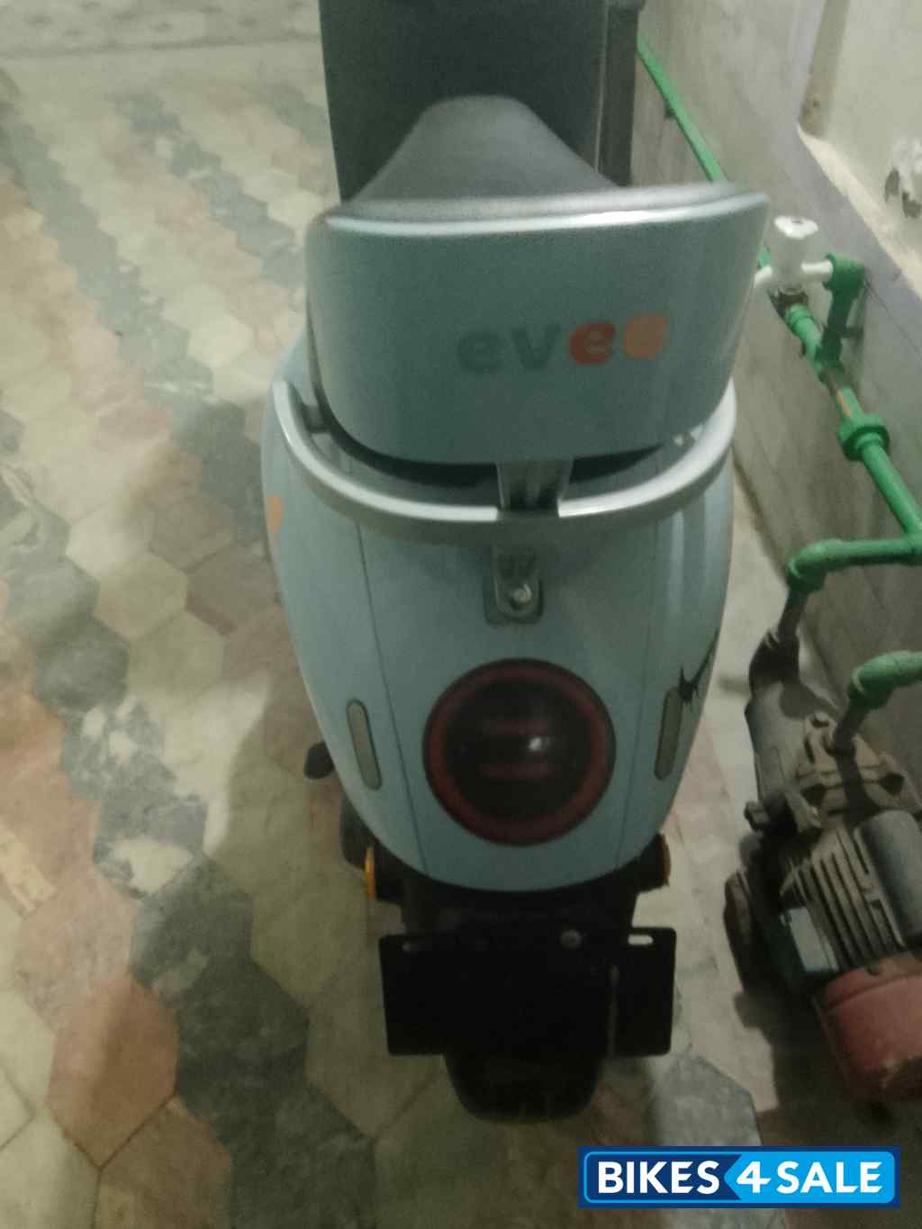 Evee Electric Scooty