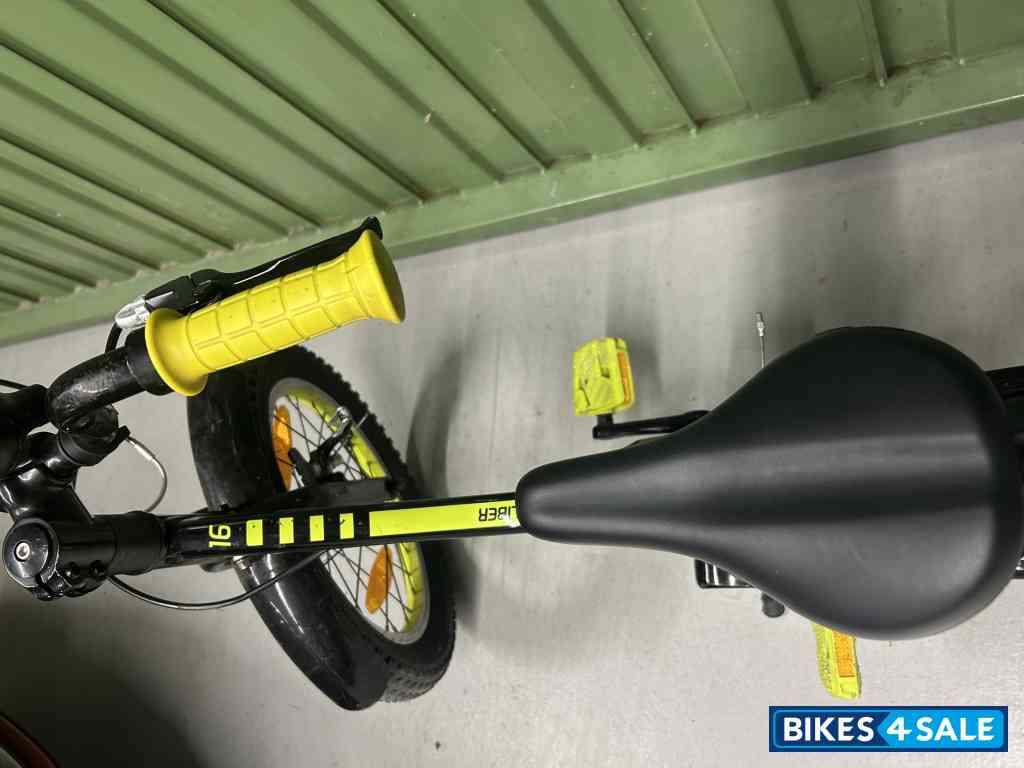 Black Neon Green Trek Precaliber 16