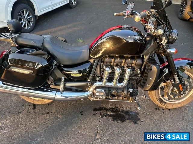 Black Triumph Rocket iii Roadster ABS Black Triumph Rocket iii Roadster ABS