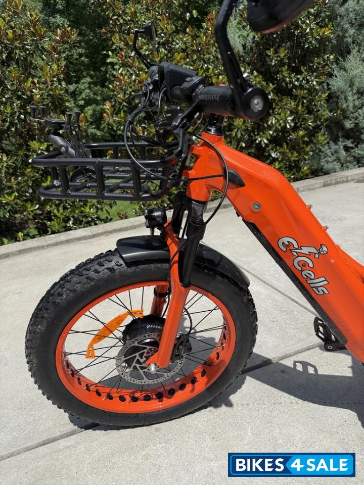 Orange E-Cells Monarch 1500 AWD Orange E-Cells Monarch 1500 AWD
