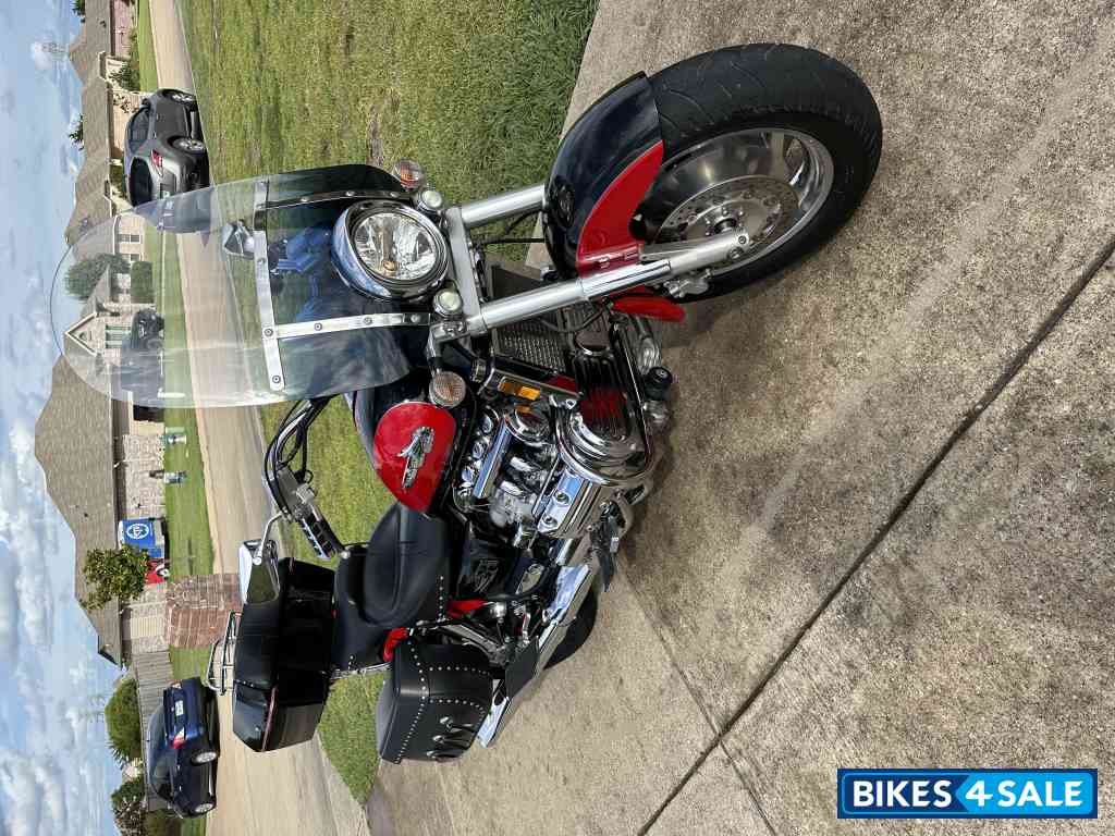 Red & Black Valkyrie Honda