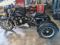 Black Harley Davidson 1967 Iron Head
