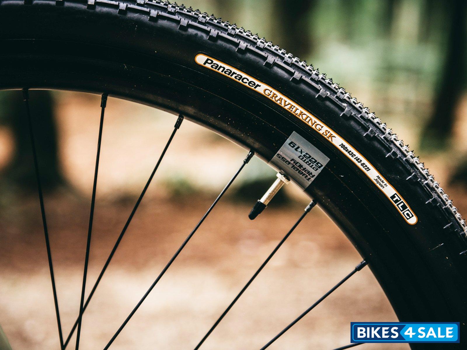 Accent E-Furious M800