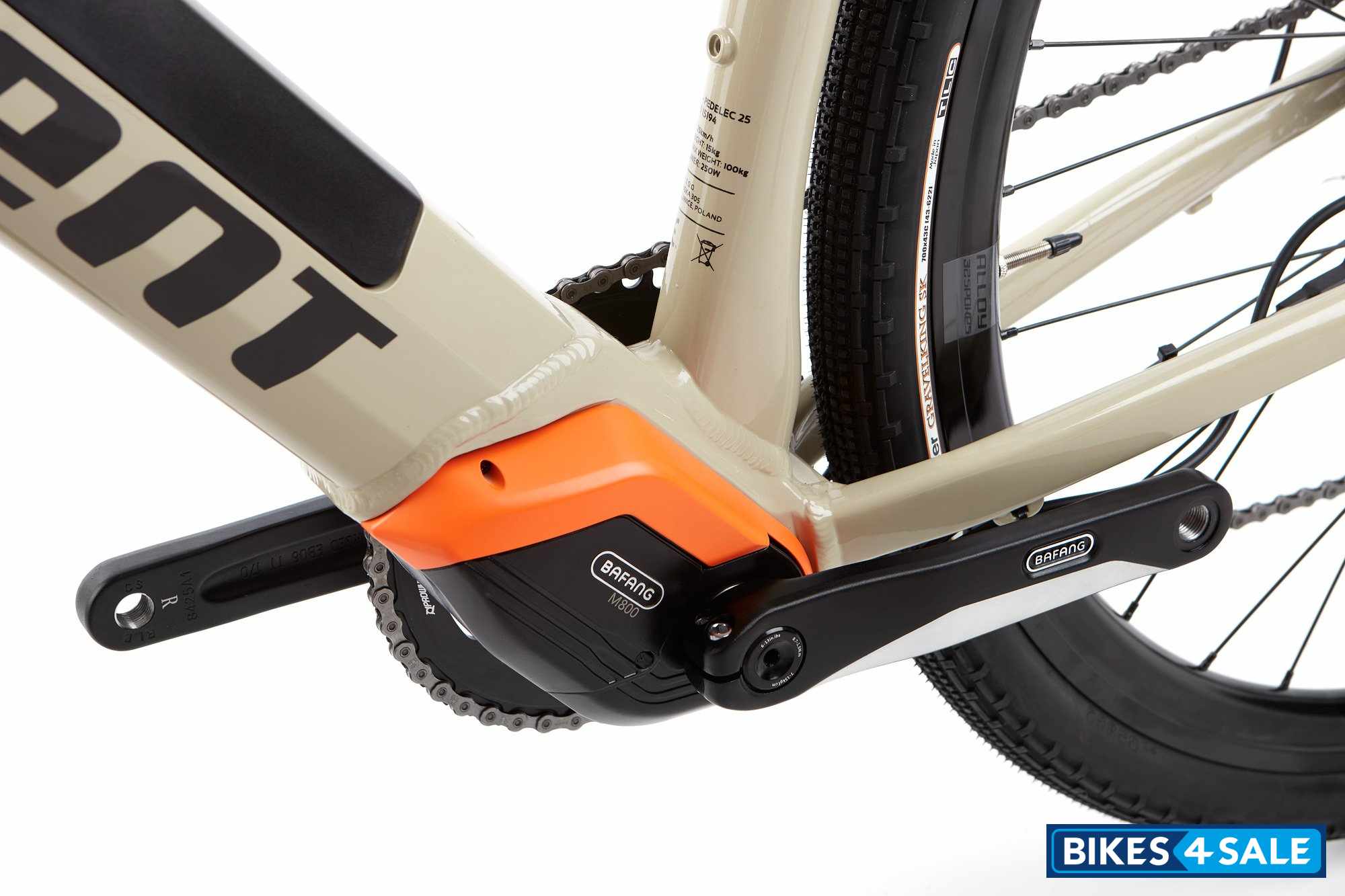 Accent E-Furious M800