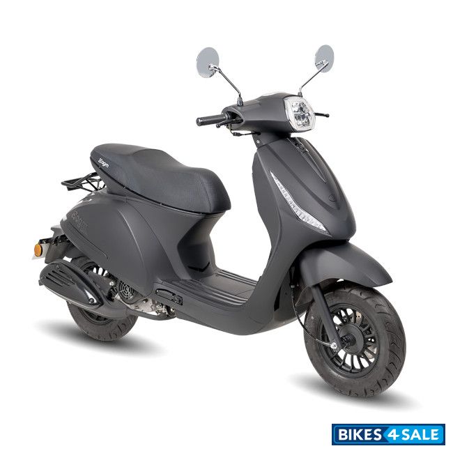 AGM iCON50 Matt black