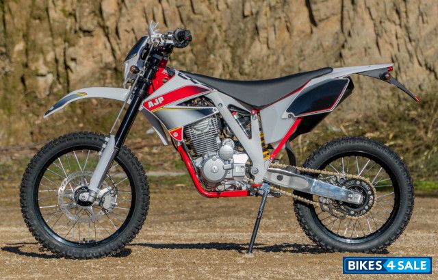 AJP PR3 Enduro Pro 125