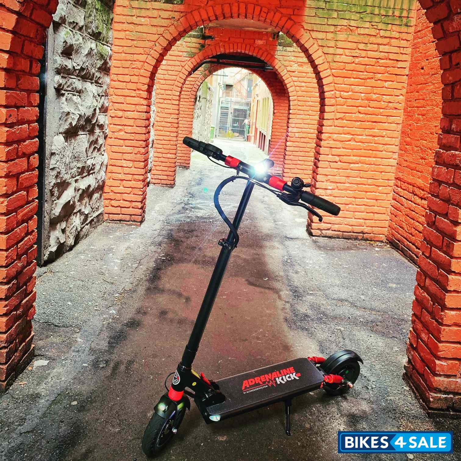 Alter Ego Adrenaline Kick City T8