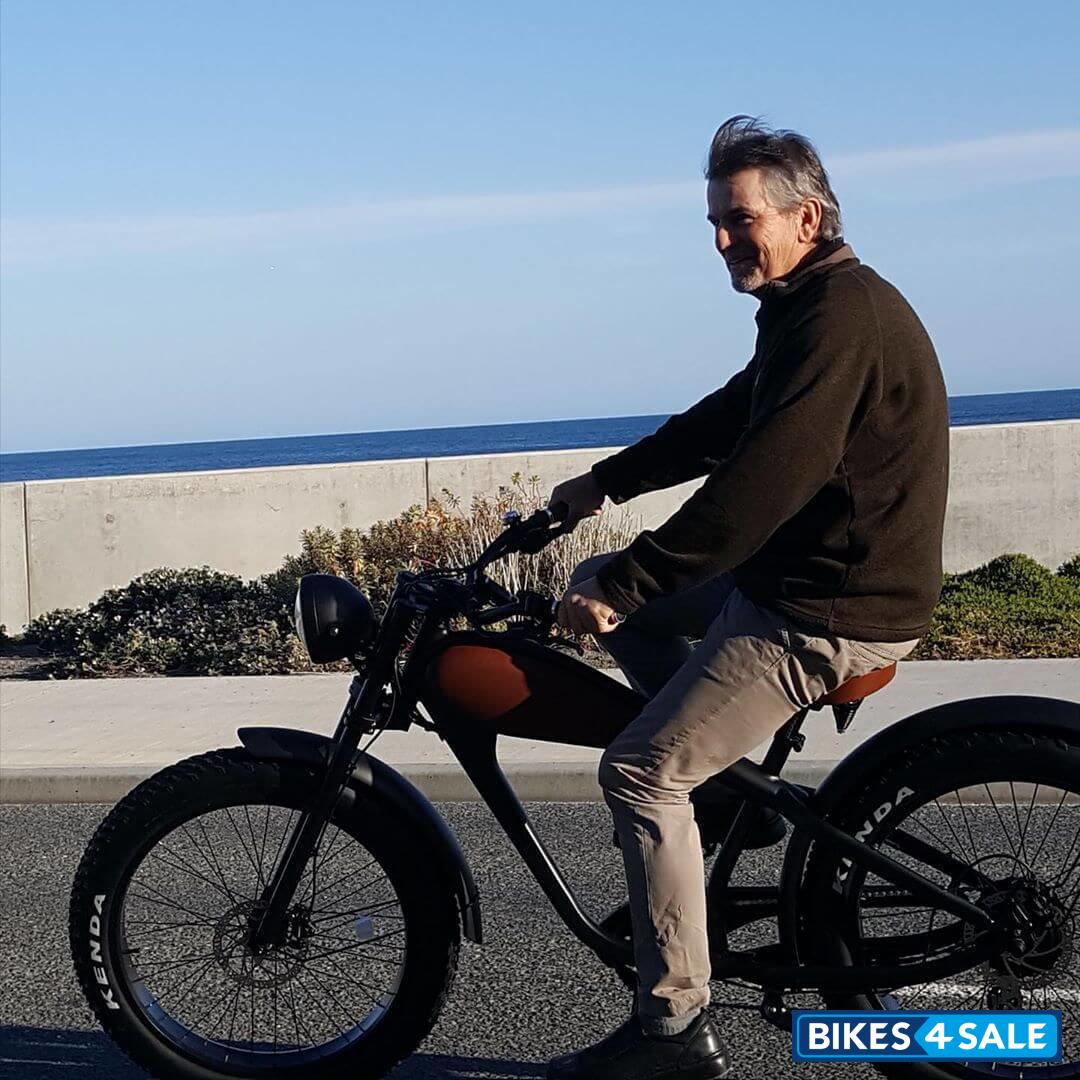 Alter Ego Renegade Cafe Racer