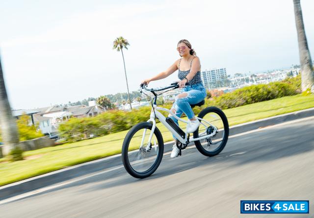 American Flyer E-Wave 2.0 Step-Thru