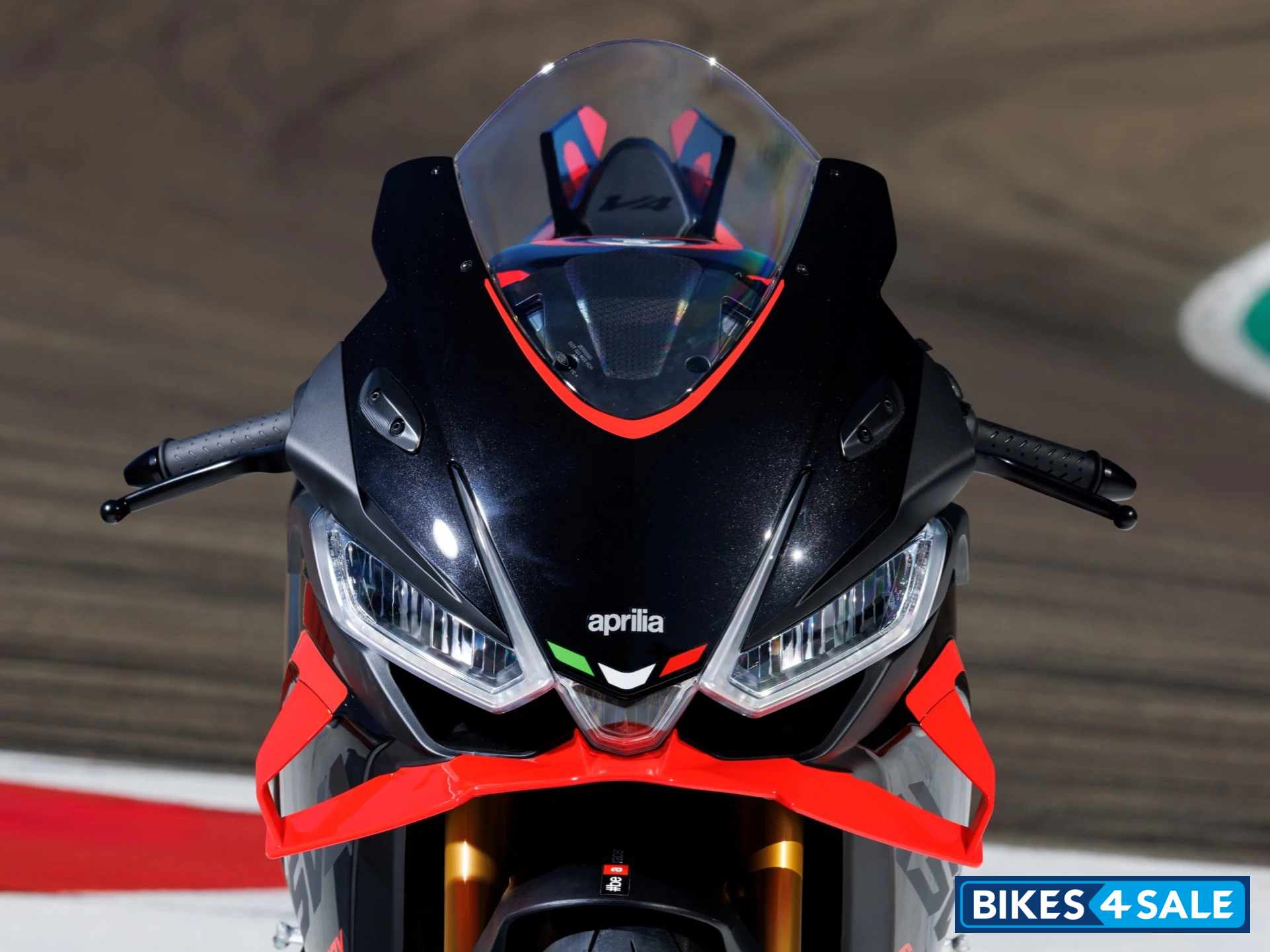 Aprilia RSV4 Factory 1100 2025