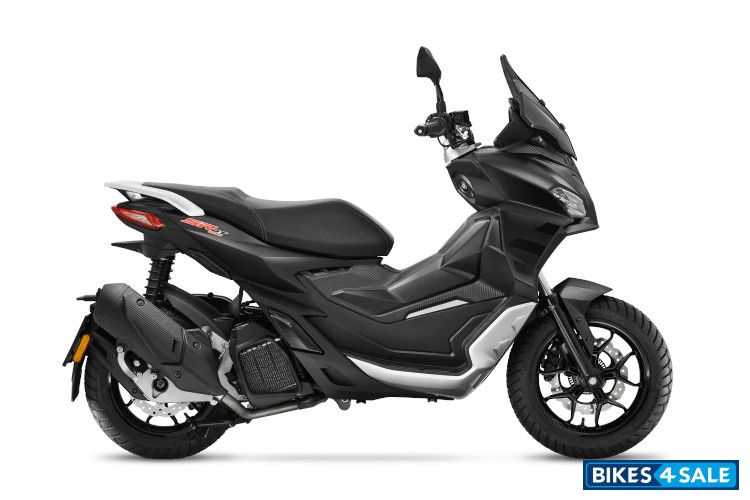 Aprilia SR GT 200 Asphalt Black