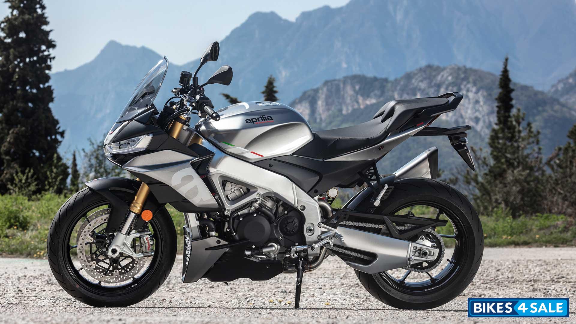 Aprilia Tuono V4 1100 Tarmac Grey