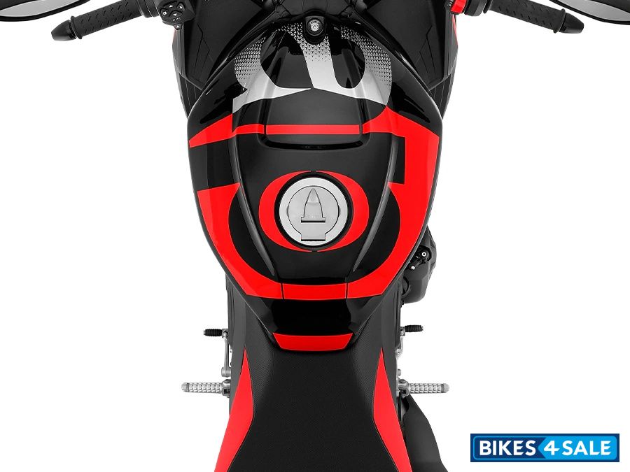 Aprilia Tuono V4 Factory 1100 2025