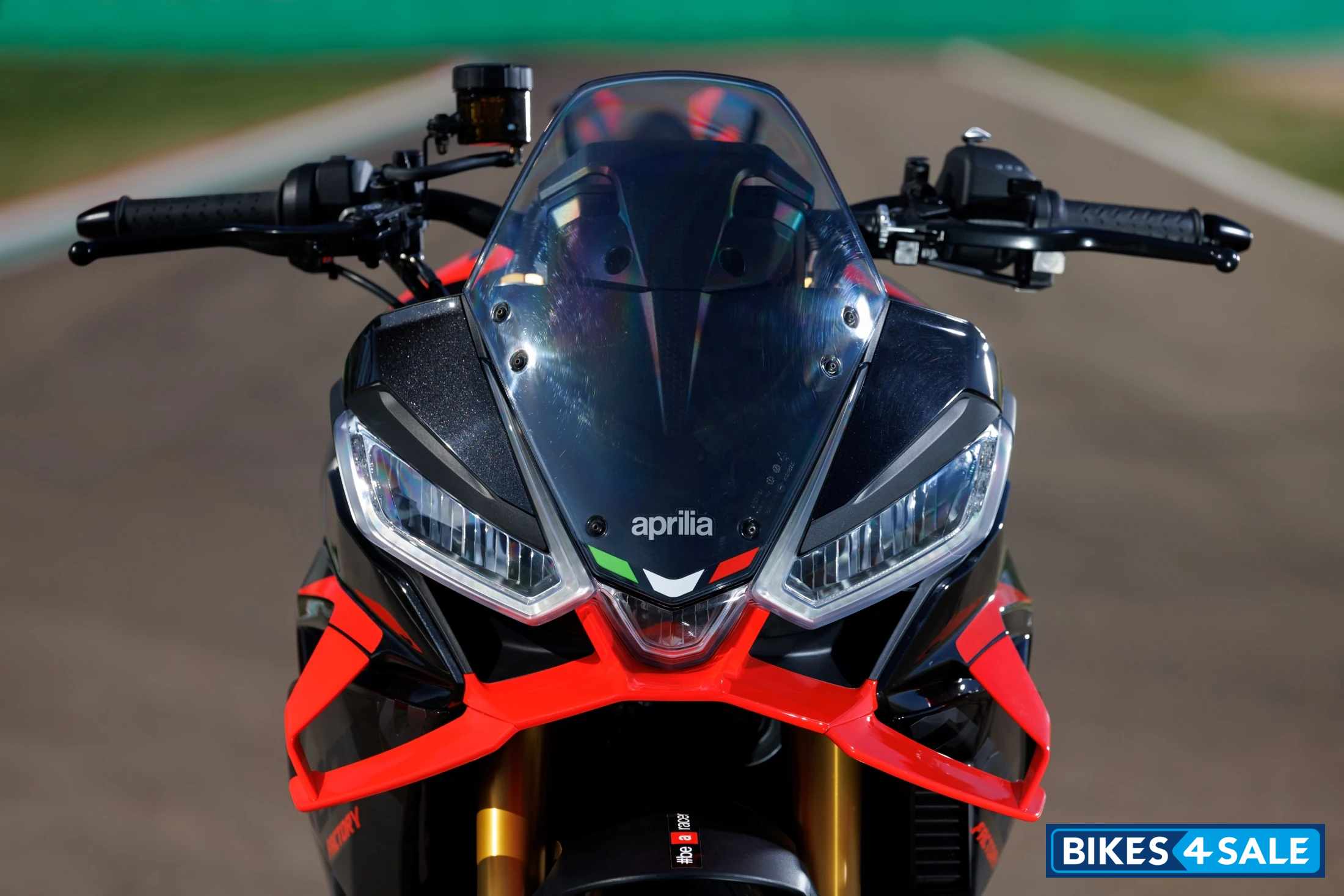 Aprilia Tuono V4 Factory 1100 2025