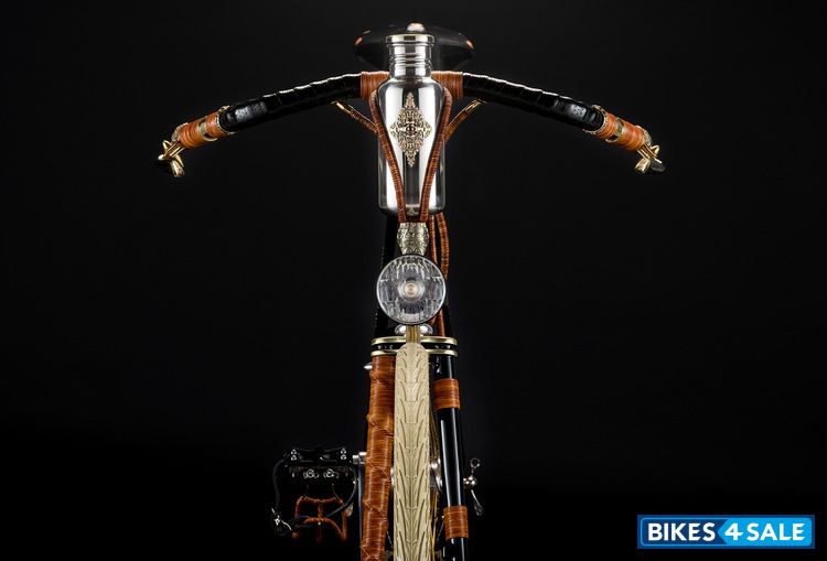 Ascari King Plus - Black